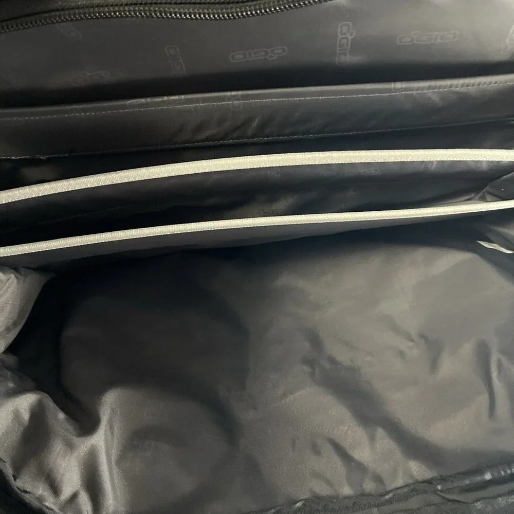 OGIO Street VIKINGS Laptop Computer Messenger Bag Mobile Office XL Contractor 28
